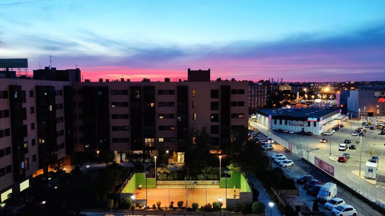 Barajas Turistic Apartamentos Gran Ifema Madrid Exterior photo